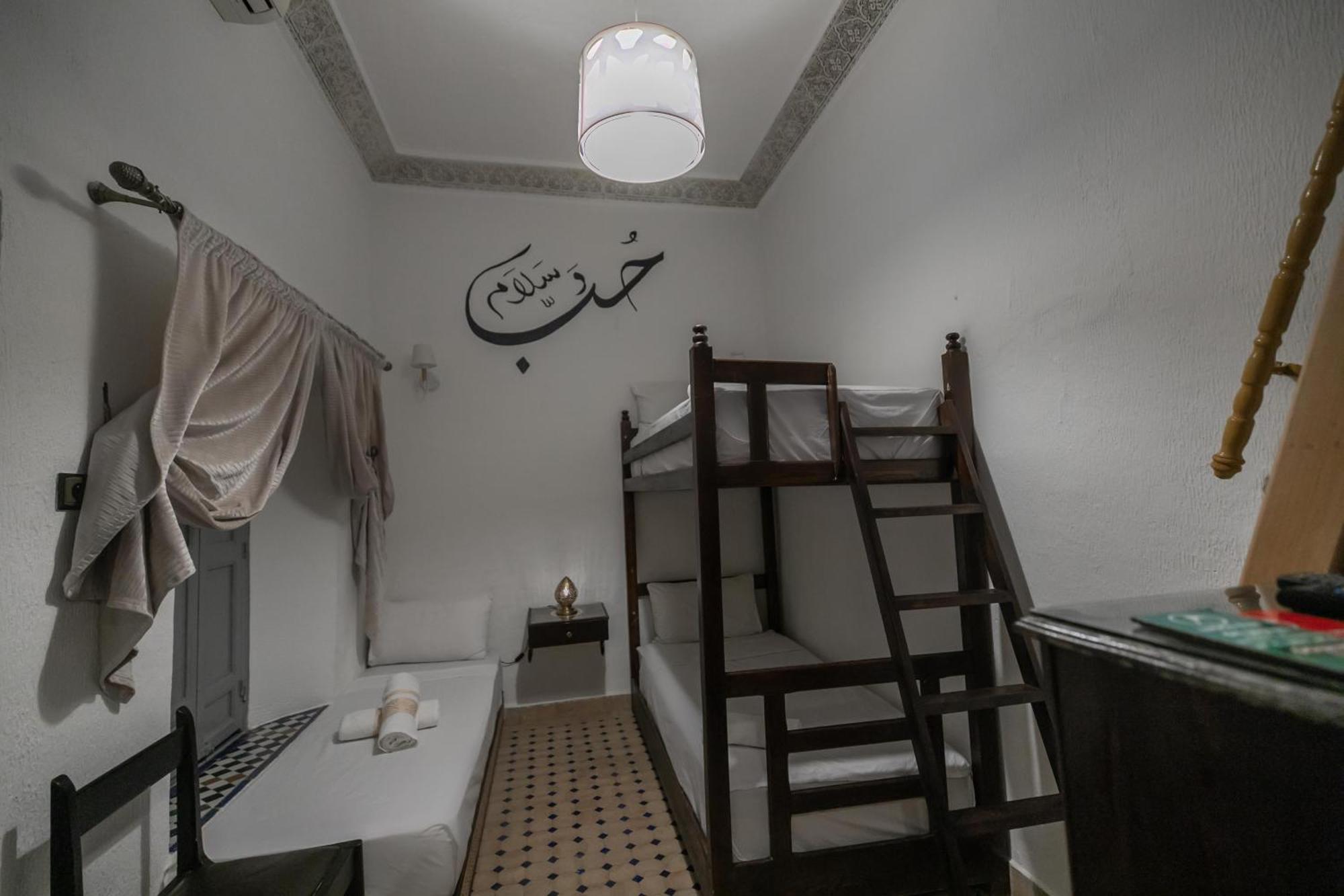 Riad Skilfo Fez Buitenkant foto