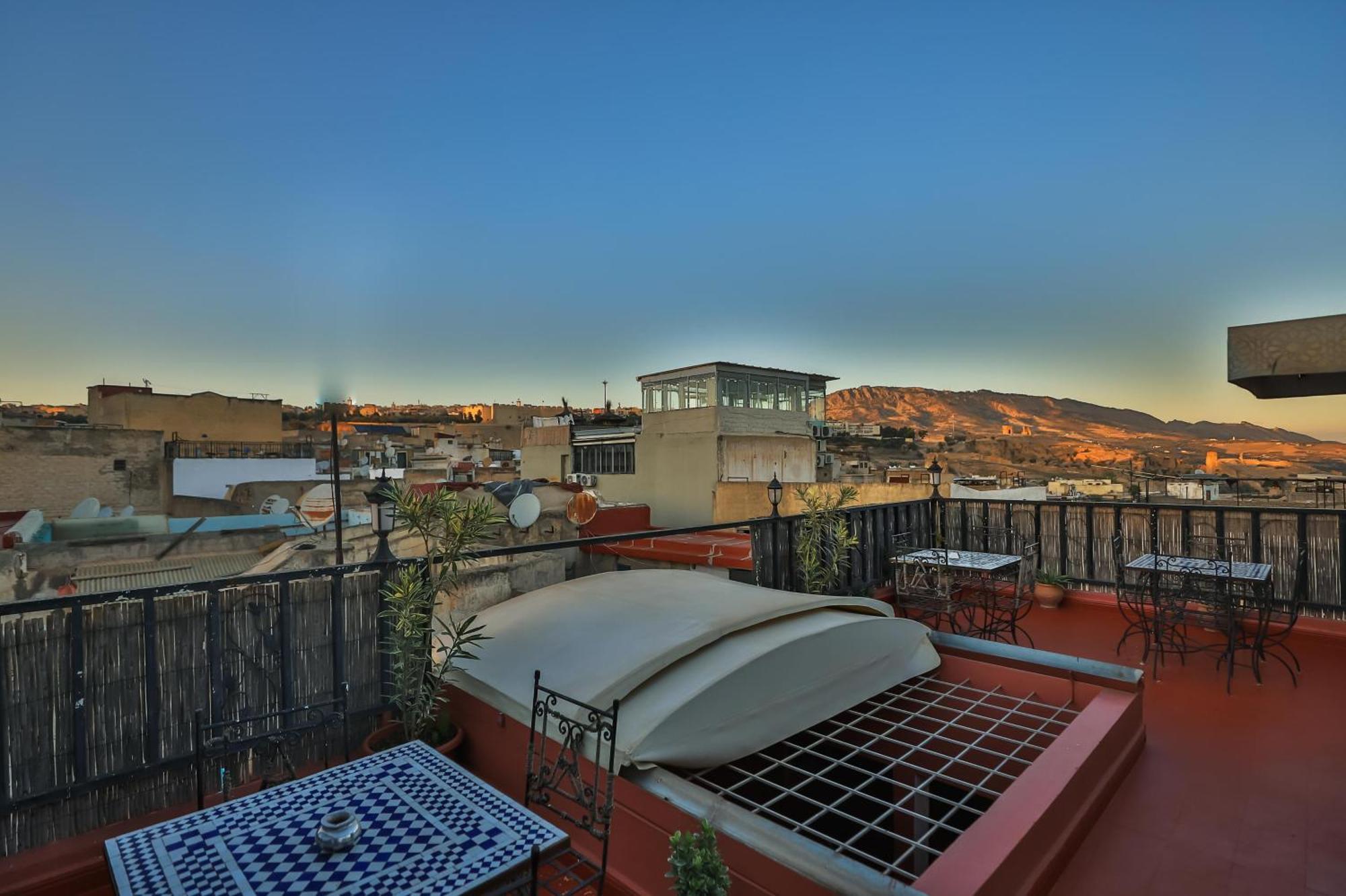 Riad Skilfo Fez Buitenkant foto