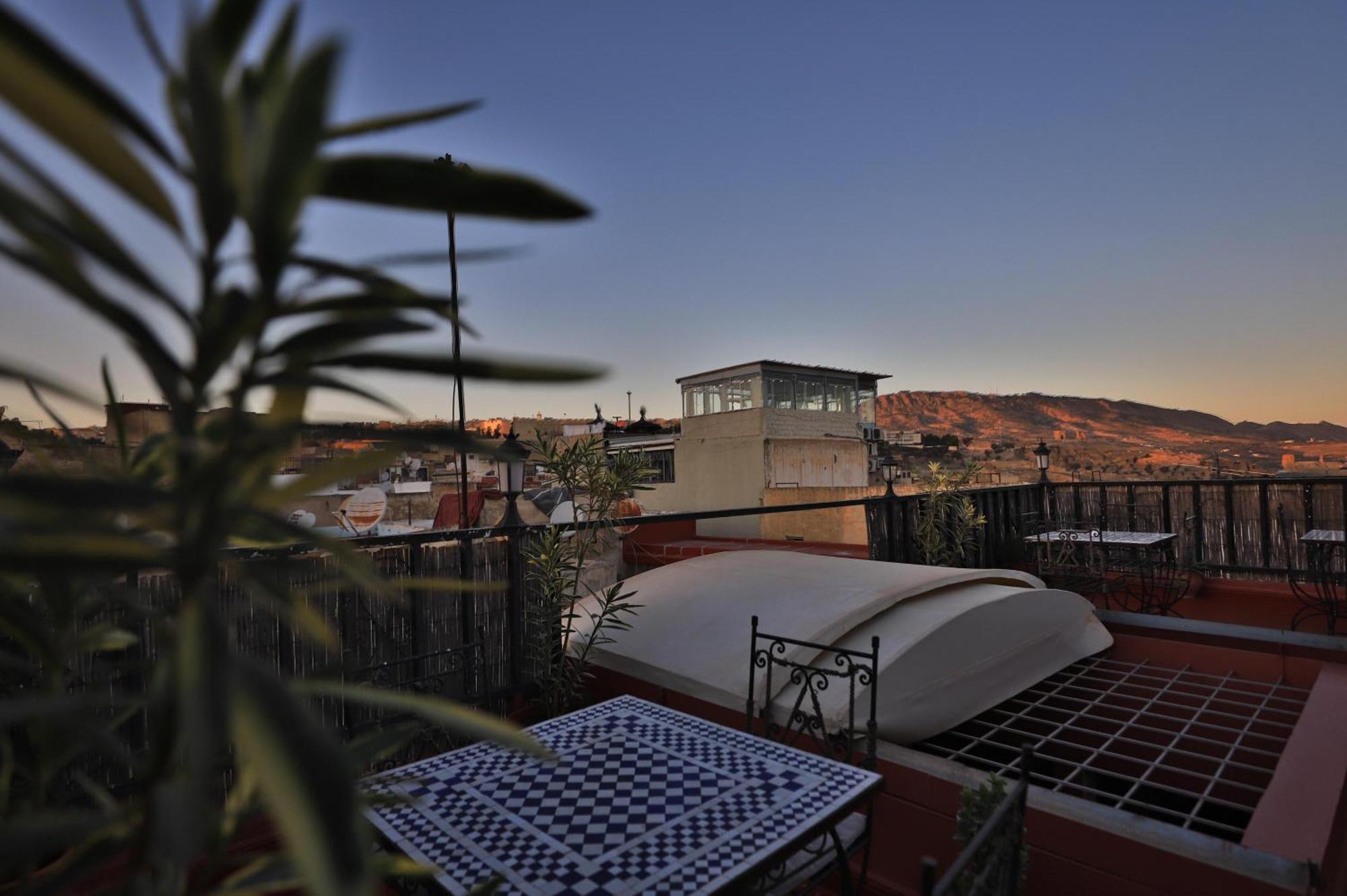 Riad Skilfo Fez Buitenkant foto